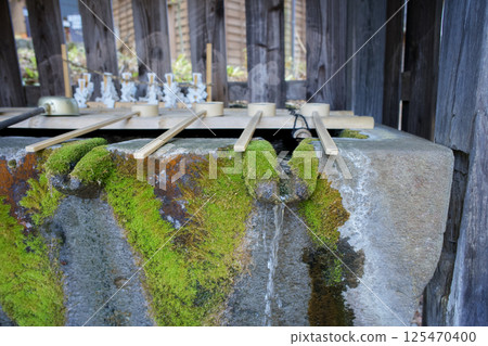 日本神社寺廟洗手池 日本神社寺廟洗手池 125470400