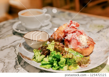 Prosciutto French Toast 125472121