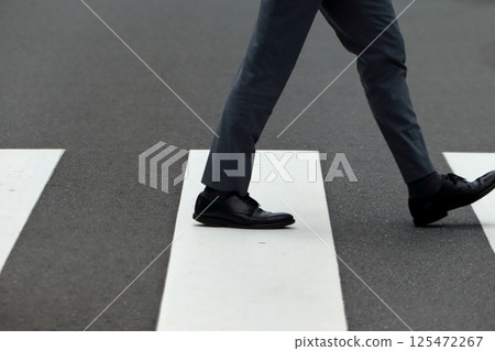 crosswalk  125472267