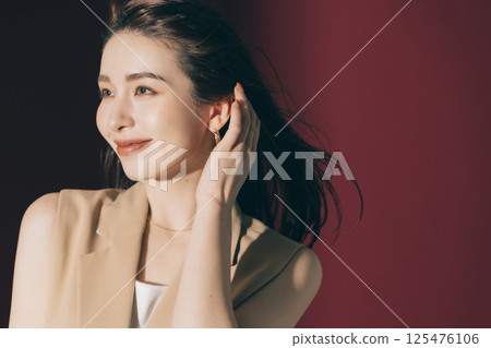 Cool lighting beauty image Cool lighting beauty image 125476106