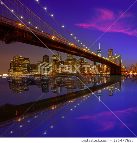 Brooklyn Bridge sunset New York Manhattan 125477683