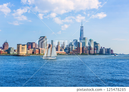 Manhattan skyline New York sunshine US 125478285