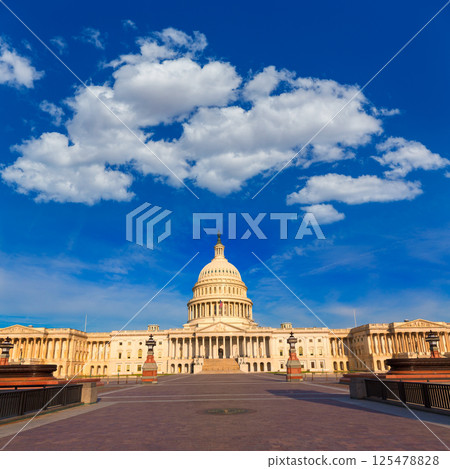 Capitol building Washington DC east facade US 125478828