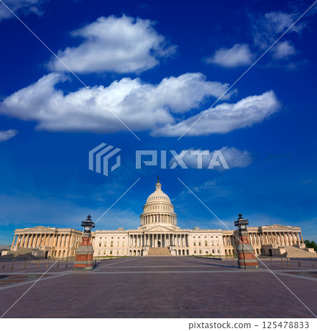 Capitol building Washington DC east facade US 125478833