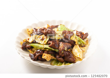 Stir-fried Offal and Cabbage 125482070