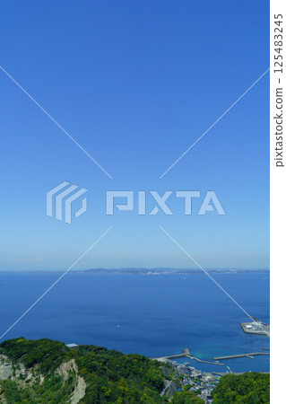 [Futtsu City, Chiba Prefecture] View of the Kanaya fishing port area from Mount Nokogiri 125483245