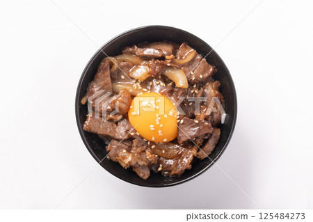 Beef tenderloin yakiniku rice bowl Beef tenderloin yakiniku rice bowl 125484273