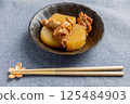燉雞肉和蘿蔔 125484903