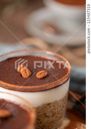 Tiramisu Chia Pudding 125487319