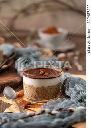 Tiramisu Chia Pudding 125487353