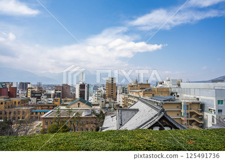 高處俯瞰日本城市街景 125491736