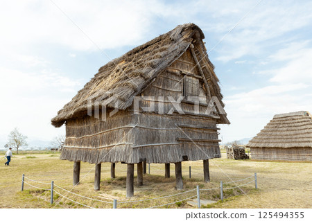 古墳時代的高架地藏屋(西沼俁遺址) 古墳時代的高架地藏屋(西沼俁遺址) 125494355