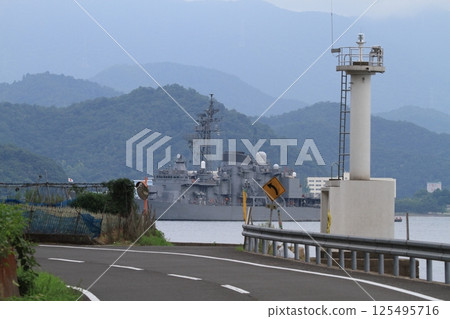 錨泊護衛艦 125495716