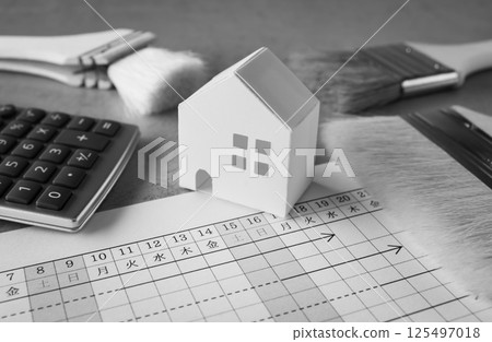 Painting work and construction period Process control Remodeling Exterior wall painting Repair Detached house construction 125497018