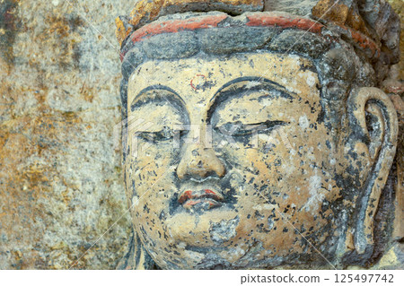 大日如來臼杵石佛像 125497742