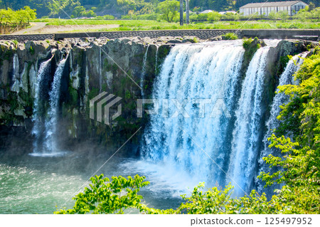 Waterfall of Hatassiri 125497952
