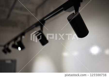 Modern Track Lighting in Contemporary Interior Design Enhancing Spaces with Style and Warmth Modern Track Lighting in Contemporary Interior Design Enhancing Spaces with Style and Warmth 125500738