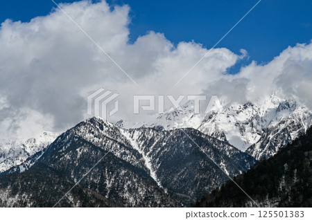 岐阜縣高山市的穗高山脈 125501383