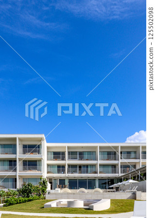 位於熱帶島嶼宮古島的外資度假酒店伊良部隅豪華精選酒店 (Iraph SUI Luxury Collection) 的建築外觀 125502098
