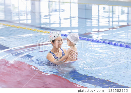 嬰兒游泳 125502353