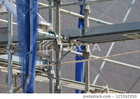 External scaffolding for detached houses External scaffolding for detached houses 125502950
