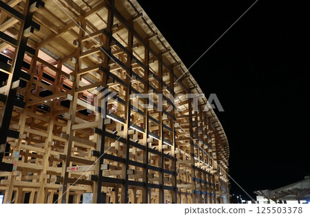 The large roof ring of the Osaka Kansai Expo (EXPO2025) 125503378
