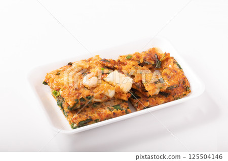 Yam kimchi, seafood pancake 125504146