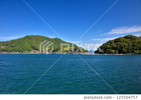 關西、近畿、丹後半島、伊根船屋、平靜的伊根灣、龜島、青島、京都府伊根町 (1) 關西、近畿、丹後半島、伊根船屋、平靜的伊根灣、龜島、青島、京都府伊根町 (1) 125504757