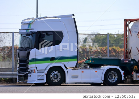 Swedish trailer truck 125505532