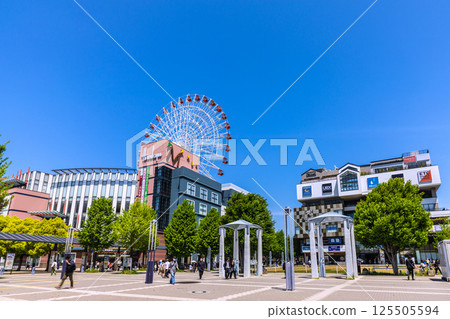 日本橫濱城市景觀，俯瞰中心北站、都築阪急摩天輪等。 125505594