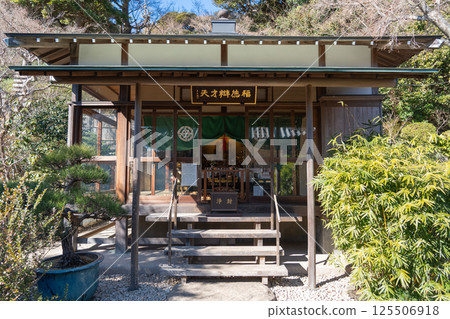 鎌倉長谷寺、金燈籠門 125506918