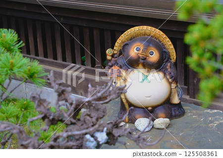 看著這個 125508361