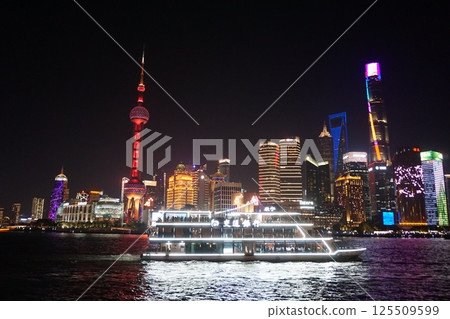 上海:浦東開發區35週年慶典夜景 上海:浦東開發區35週年慶典夜景 125509599
