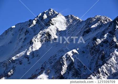 西hot高岳在白雪皚皚的風景 125509709