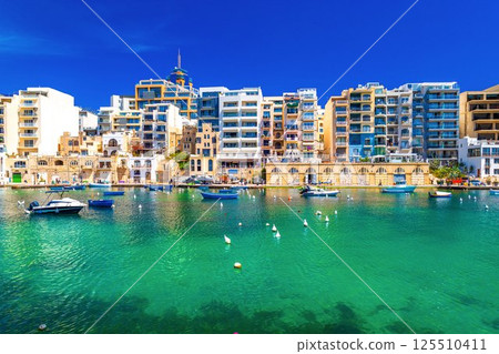 Beautiful view of the St Julian's Bay, Malta 125510411
