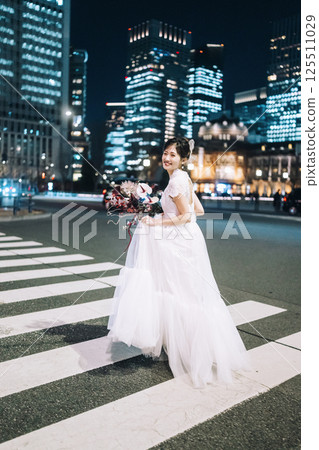 東京車站前寫真,女模特兒 東京車站前寫真,女模特兒 125511029