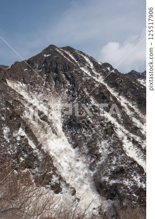 栃木縣那須山：四月白雪皚皚的健行小徑 125517906