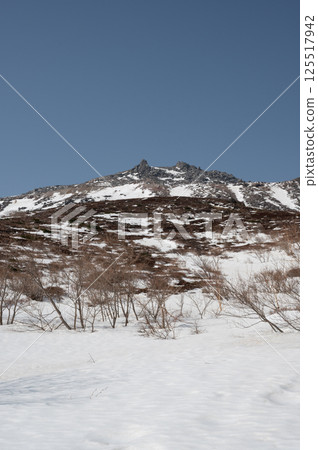 栃木縣那須山:四月白雪皚皚的健行小徑 栃木縣那須山:四月白雪皚皚的健行小徑 125517942