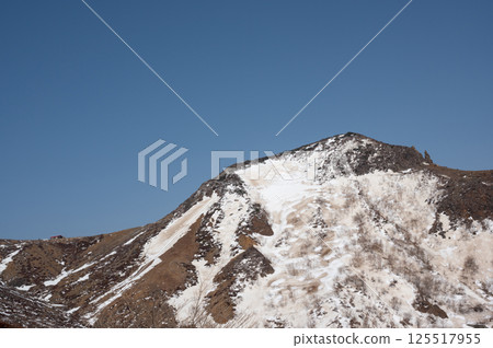 栃木縣那須山：四月白雪皚皚的健行小徑 125517955