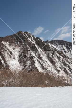 Mount Nasu, Tochigi Prefecture: Snow-covered hiking trail in April Mount Nasu, Tochigi Prefecture: Snow-covered hiking trail in April 125517967