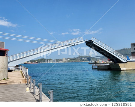 Mojiko Retro Drawbridge Mojiko Retro Drawbridge 125518591