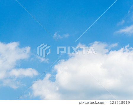 20 張四月山間天空和雲朵的特寫照片 125518919