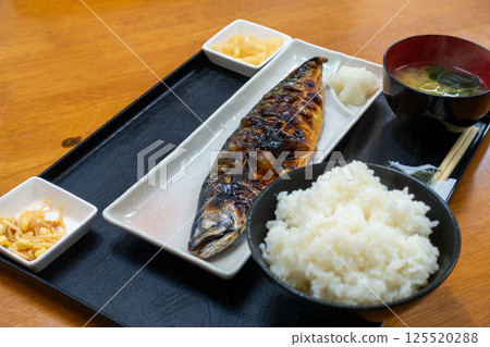 非常美味的日本料理 非常美味的日本料理 125520288