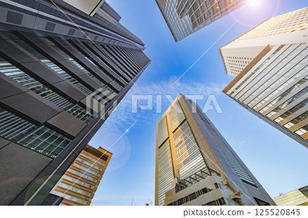 Buildings in Tokyo with beautiful sunlight Buildings in Tokyo with beautiful sunlight 125520845