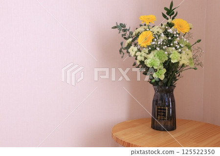 Yellow gerbera arrangement Yellow gerbera arrangement 125522350