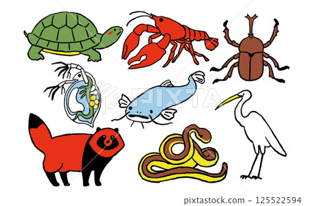 Illustrations of familiar Japanese creatures 125522594