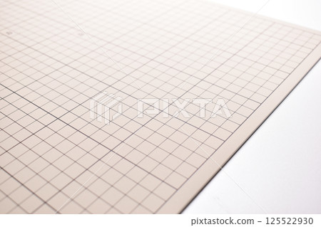 gray cutting mat board on white background with line and scale measure guide pattern for art design 125522930