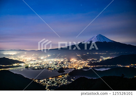 Mount Fuji, Lake Kawaguchi and night view from Shindo Pass, Yamanashi Prefecture 125526101