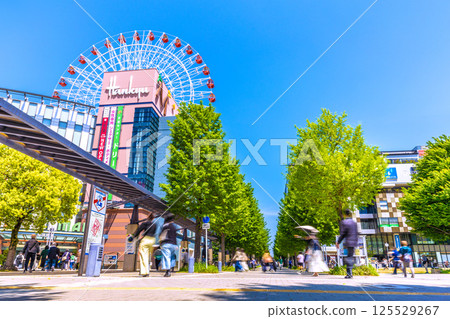 Yokohama cityscape in Japan, overlooking Center Kita Station, Tsuzuki Hankyu Ferris wheel, etc. 125529267