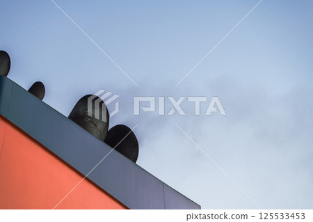 [Sunflower Sapporo Funnel sailing off the coast of Tohoku] 125533453